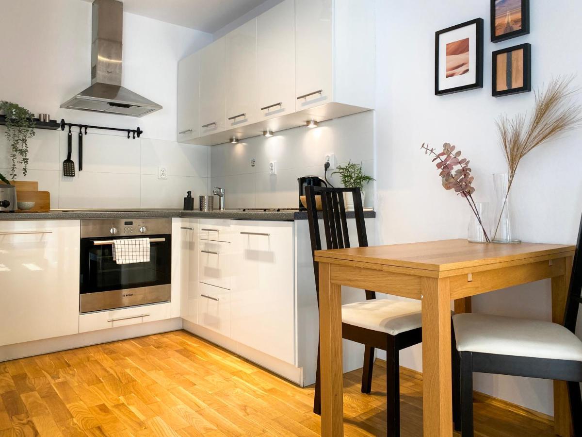Charming Studio For Couples In The Heart Of Cracow Krakow Exterior photo